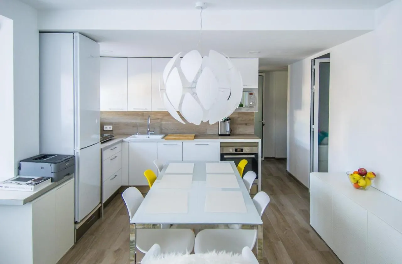 Alay Apartment & Pool 2 Bedroom Benalmádena Spanien